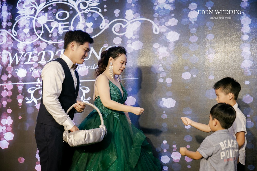 婚禮遊戲,婚禮小遊戲,婚禮遊戲推薦,婚禮顧問,婚禮籌備,婚禮主持人,婚宴遊戲,小遊戲